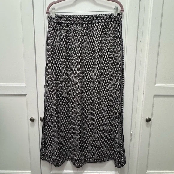 Max Studio Black and White Skirt Size L - Picture 2 of 9